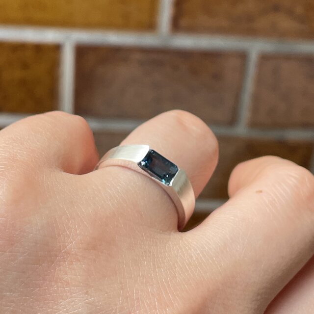 さくらインカット✦ロンドンブルートパーズ✦フリーリング✦S925 さくらインカット✦ロンドンブルートパーズ✦フリーリング✦S925