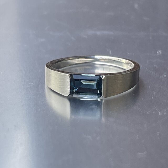 さくらインカット✦ロンドンブルートパーズ✦フリーリング✦S925 さくらインカット✦ロンドンブルートパーズ✦フリーリング✦S925