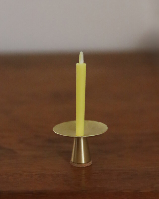 真鍮のロウソク台 | iichi 日々の暮らしを心地よくするハンドメイドや