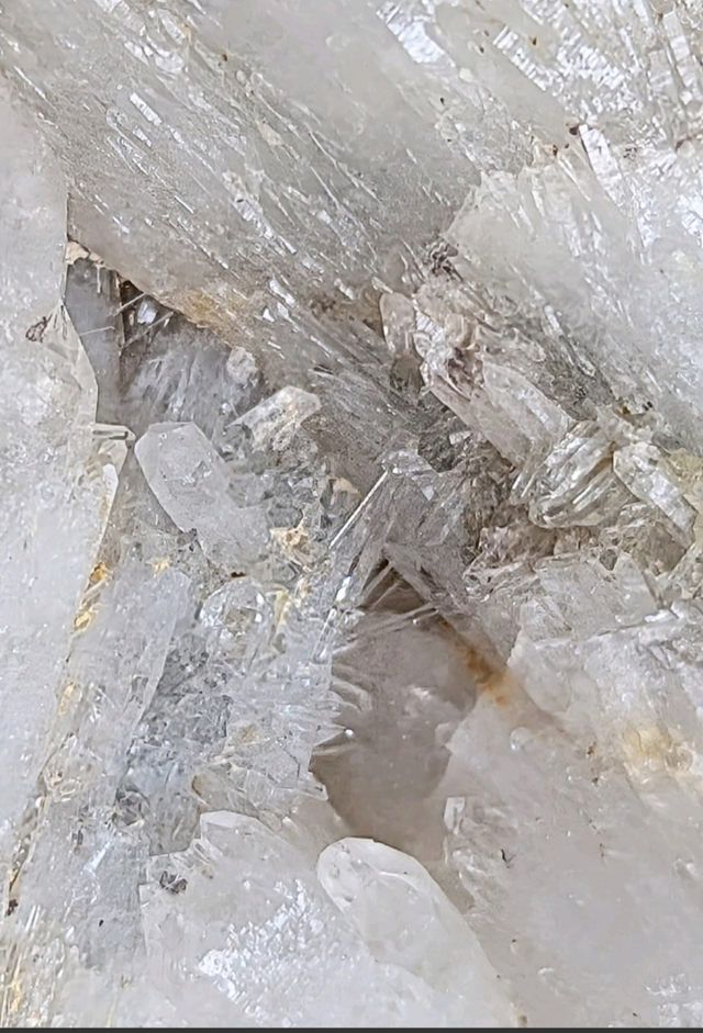秋田県 荒川鉱山産の水晶クラスター』 | iichi 日々の暮らしを心地よく