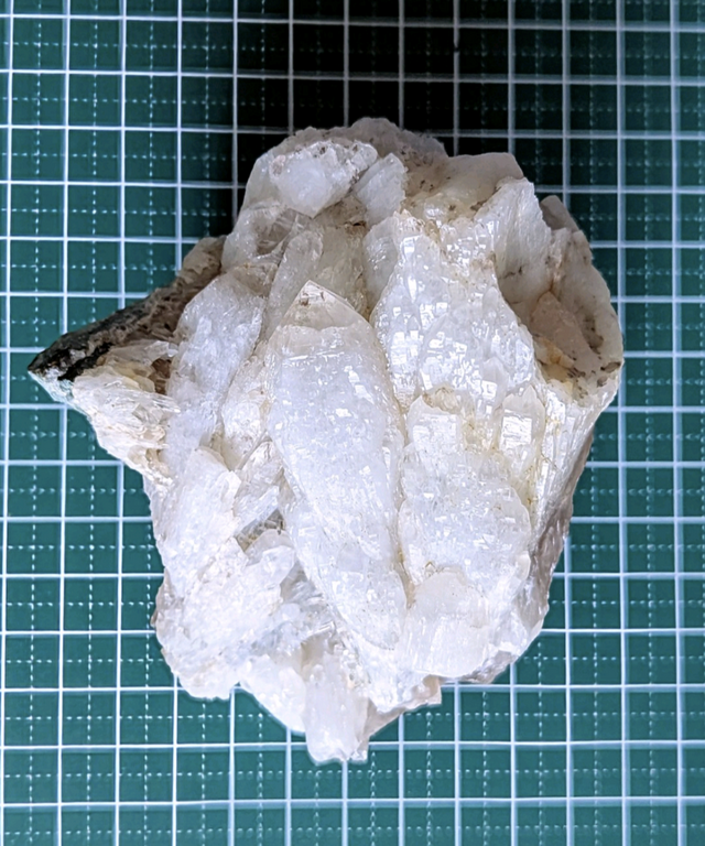 秋田県 荒川鉱山産の水晶クラスター』 | iichi 日々の暮らしを心地よく