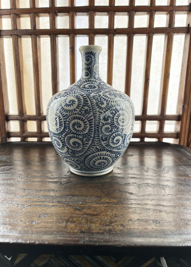 染め付け タコ唐草 花入れ 徳利 酒器 yk279 | iichi 日々の暮らしを