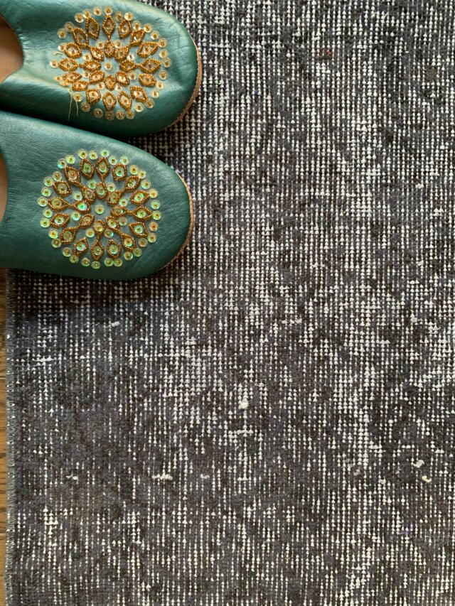 大判トルコヴィンテージラグ237×136グレーブラックオーバーダイ