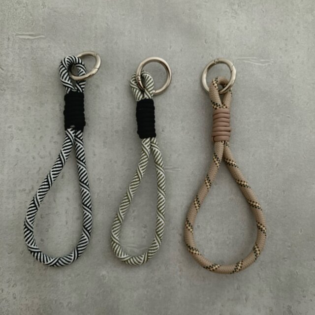 色が選べる 大人かわいい ハンドストラップ スマホストラップ