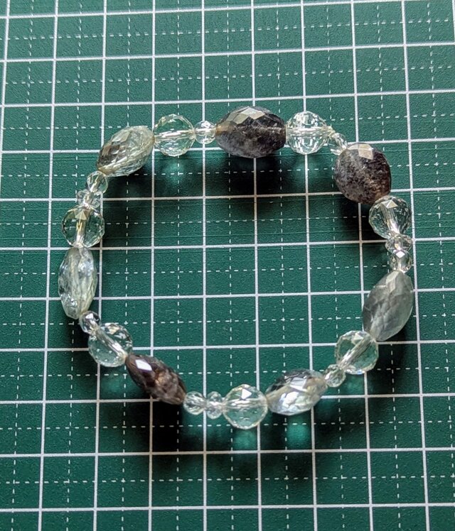 ✨イルメナイトインアクアマリン&クリアクォーツのブレスレット
