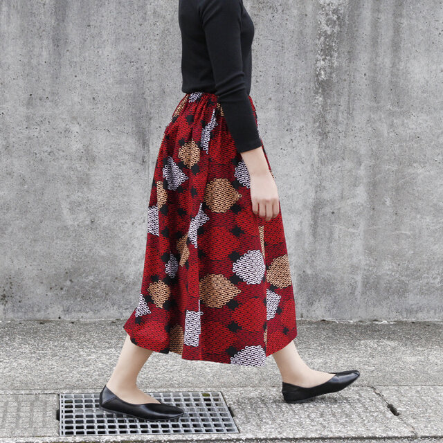 アフリカン　スカート アフリカ布のギャザースカート（ 幾何学模様 ）アフリカンプリント
