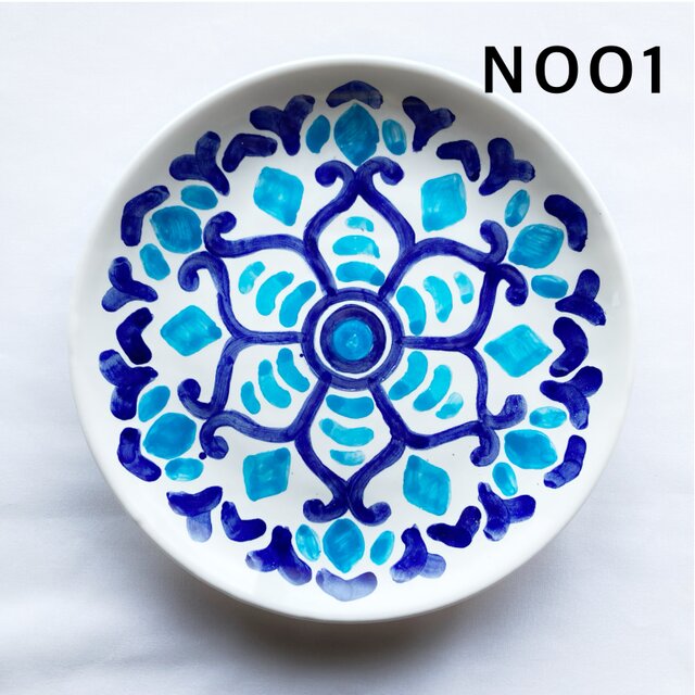 伊ナポリ　カゾラーロ社の陶器の丸皿x12枚 丸皿 20cm マヨリカ焼き リゾート気分 イタリア陶器 PIA020 | iichi