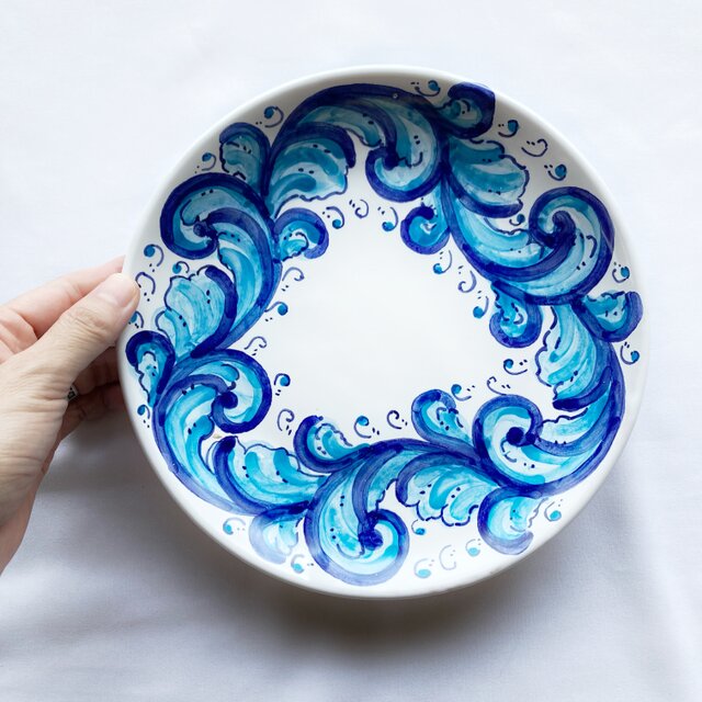 丸皿 20cm マヨリカ焼き リゾート気分 イタリア陶器 PIA020 | iichi