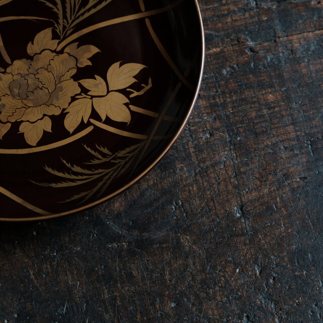 芍薬と菖蒲◇漆芸蒔絵中皿 古漆器 骨董/antiques 古民家 古道具 時代物