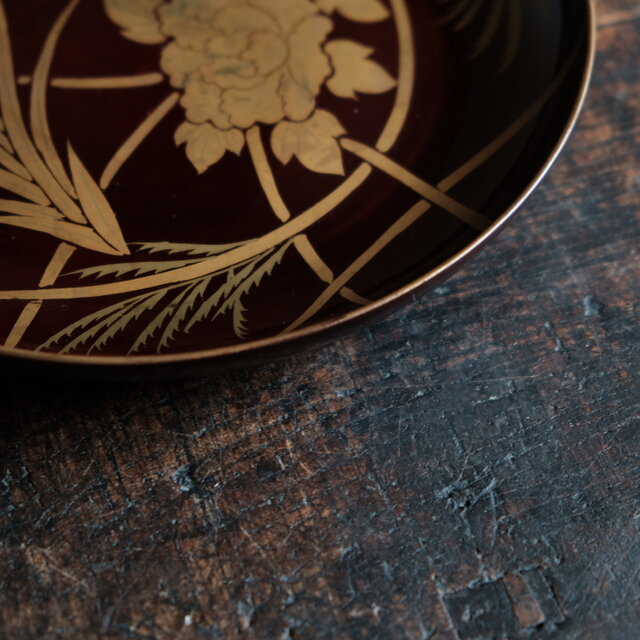 芍薬と菖蒲◇漆芸蒔絵中皿 古漆器 骨董/antiques 古民家 古道具 時代物