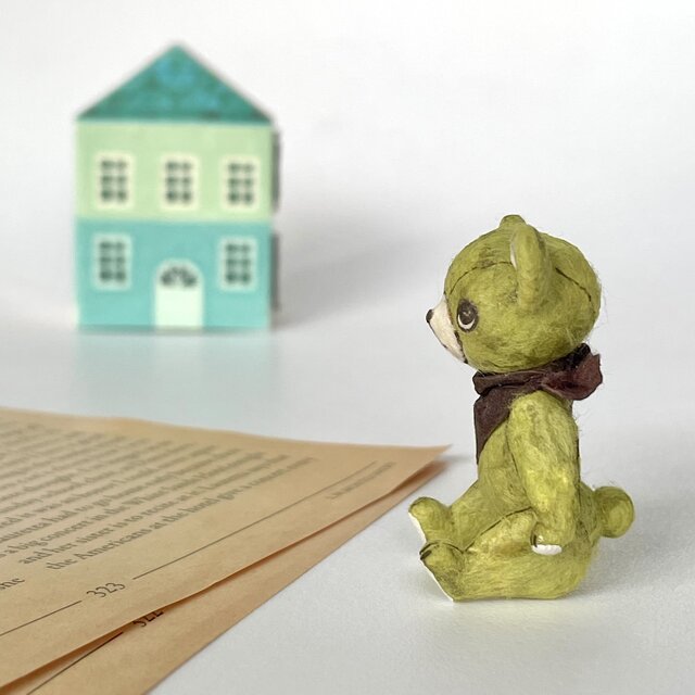 身長5cmのミニチュアテディベア／オリーブグリーン(和紙で作った