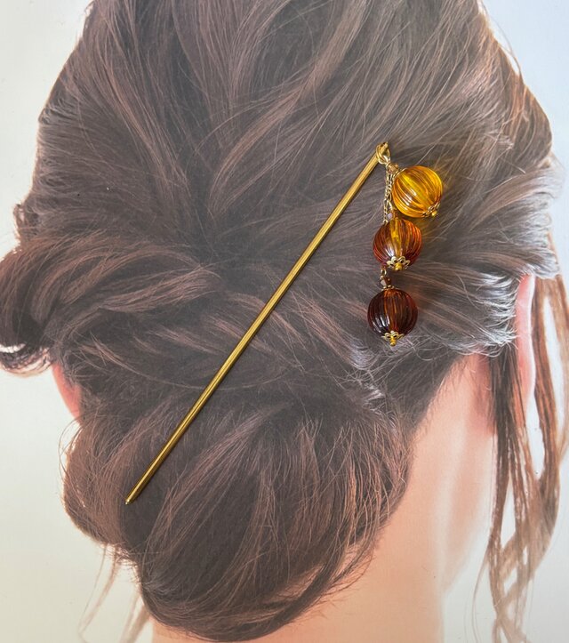 かんざし べっ甲風茶色ビーズ3連 琥珀風 美品 天然 鼈甲 かんざし 髪飾り