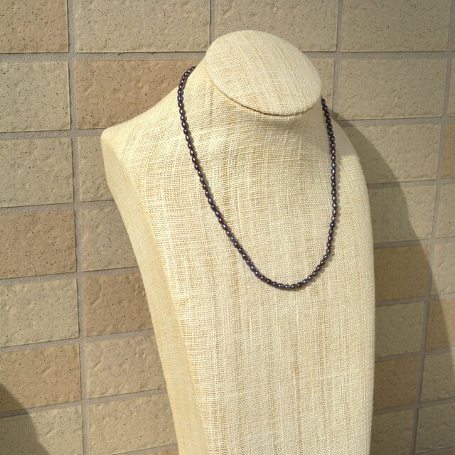 小粒淡水パールのシンプルネックレス＊ピーコックブラック＊43cm＊3