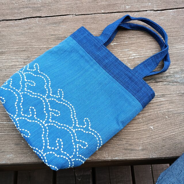 天然藍染・刺し子【一点もの丁寧な手しごと手提げバッグ(小)】 250608-2