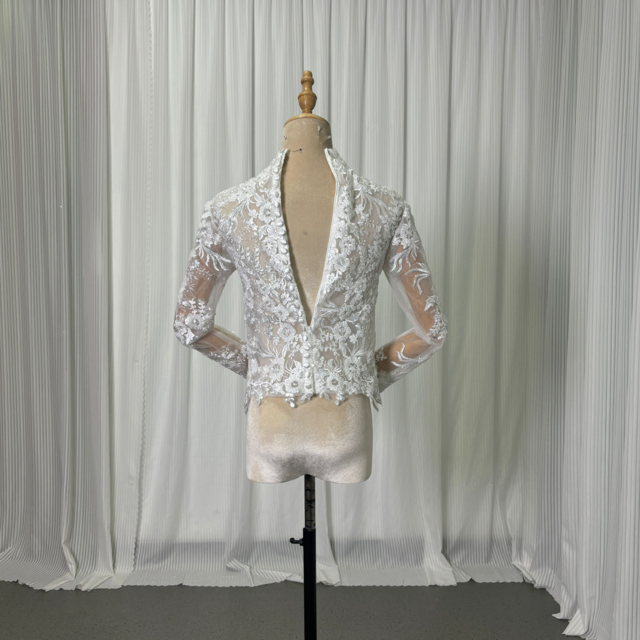 ボレロ ロングスリーブ くるみボタン キラキラ光る刺繍 オフホワイト  