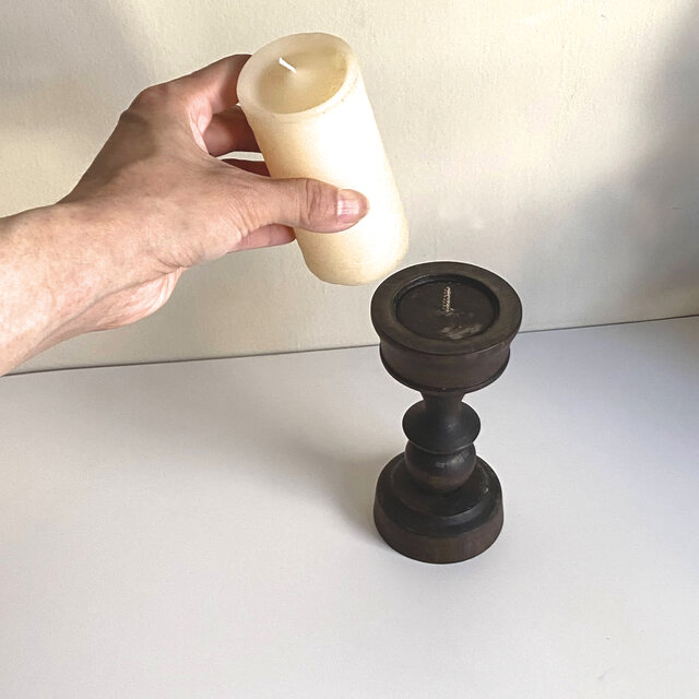 キャンドルスタンド 朴（ほう）の木 鉄媒染 | iichi 日々の暮らしを