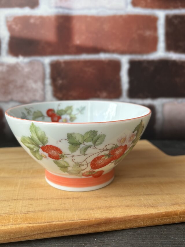 いちご　茶碗　飯碗
