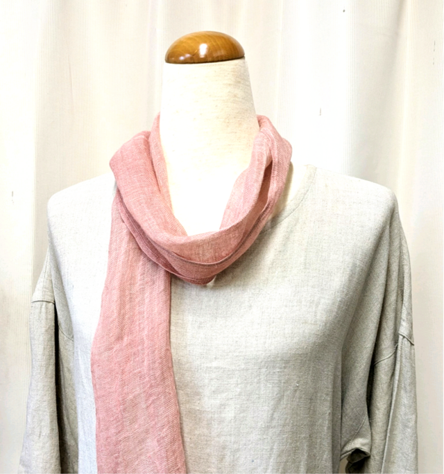 草木染めリネンミニストール（茜とラックダイ　ピンク色）