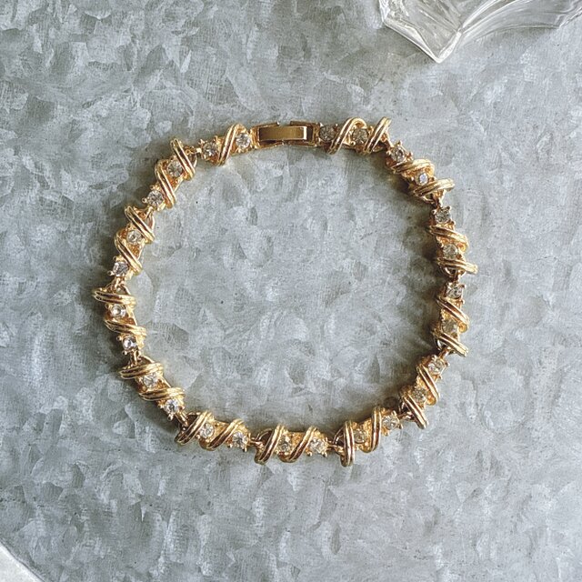 B169-ヴィンテージブレスレット U.S.A. 1980s Gold Tone Screw Rhinestone