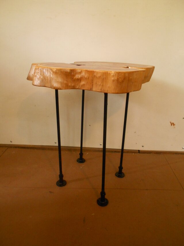 カイズカイブキ サイドテーブル 08-06 (テーブルのみ） | iichi 日々の