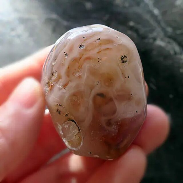 アゲート 【水入り】 めのう 太古の水 エンハイドロ 44×34mm 天然石