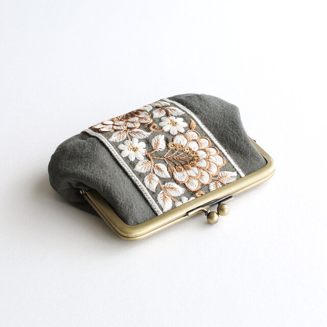インド刺繍リボンの親子がま口（お財布）グリーン | iichi 日々の
