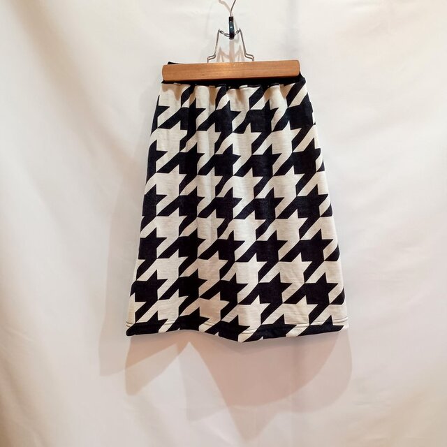 [64]	la jupe jupe à motif pied-de-poule [キッズ商品]