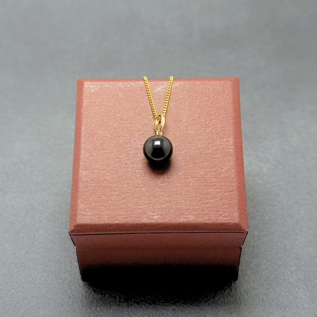 10mm シンプル オニキス/黒瑪瑙 K18 K18GP 天然石ネックレス