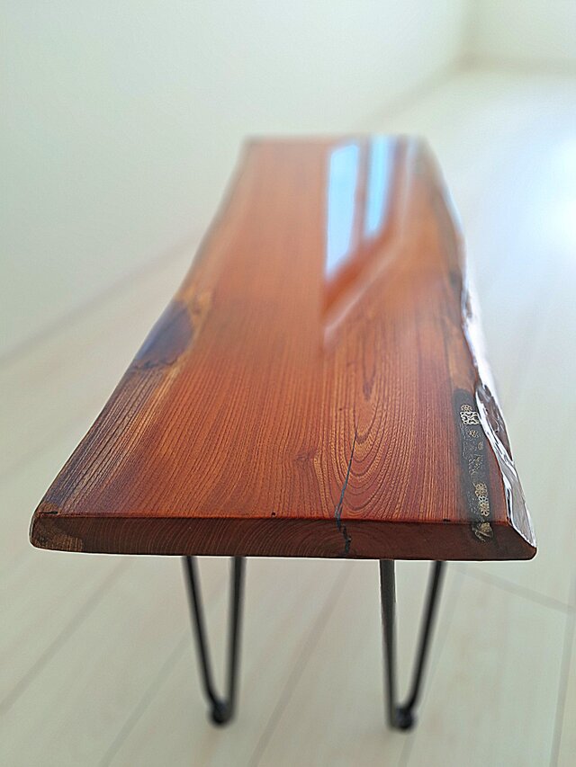 欅のレジンソファーテーブル | iichi 日々の暮らしを心地よくする