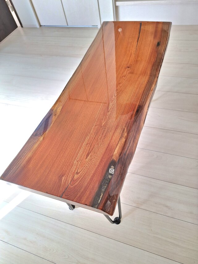 欅のレジンソファーテーブル 欅のレジンソファーテーブル | iichi 日々の暮らしを心地よくする