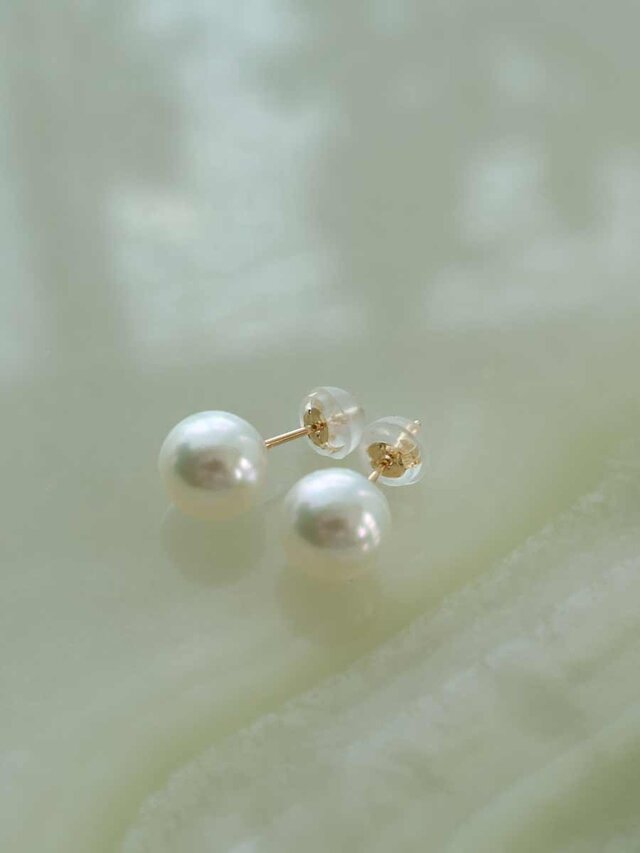 18金Akoya真珠ピアス(無調色) K18 無調色アコヤ真珠 一粒ピアス（約7.7mm） | iichi 日々の