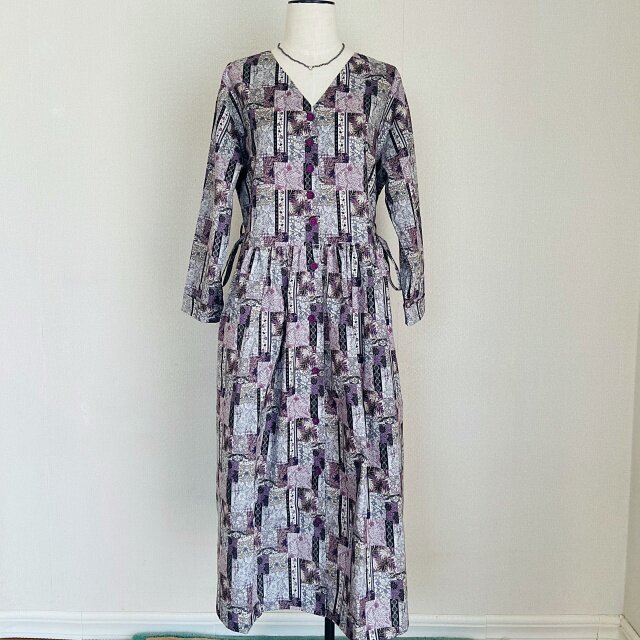 アーティスティック　ボタニカルパッチ　コートワンピース