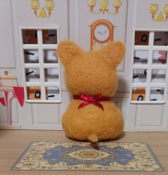 羊毛フェルト柴犬 おやつのホネほしいなぁ | iichi 日々の暮らしを
