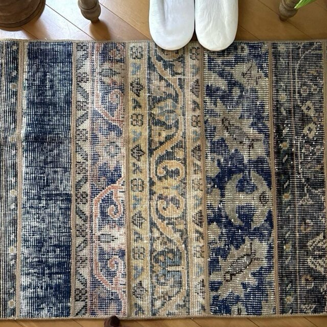 パッチワーク65×111ベージュ　ペールピンク　フラワー　トルコヴィンテージラグ 49×100 グレイ×ボタニカル 大人パッチワーク トルコヴィンテージ