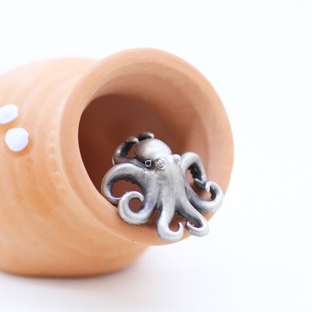 タコのシルバーペンダント