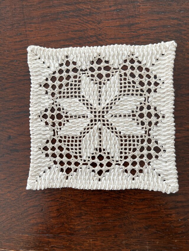 ミニドイリー　C、ベージュ