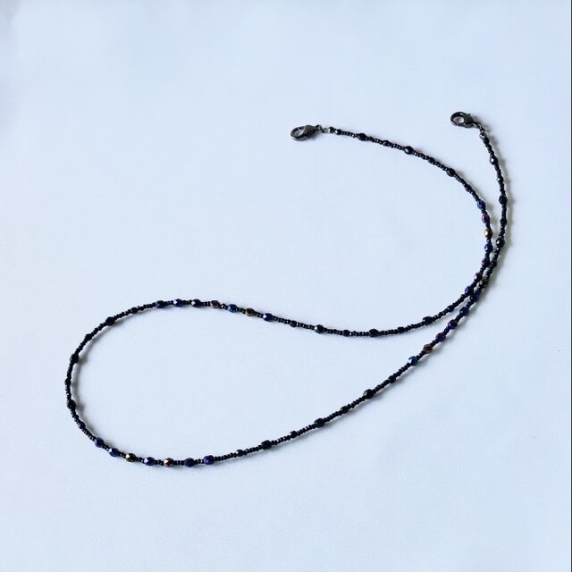 メタリック＆ブラック　チェコガラスビーズのマスクストラップ／ネックレス／グラスコード