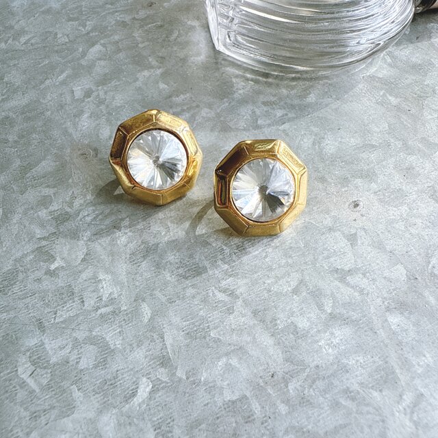Y1053-ヴィンテージイヤリング U.S.A. 1970〜80s Gold Tone Clear Crystal Cut