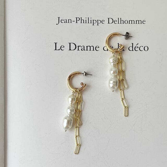 バロック ガラス パール ＆ チェーン 4way チタンピアス