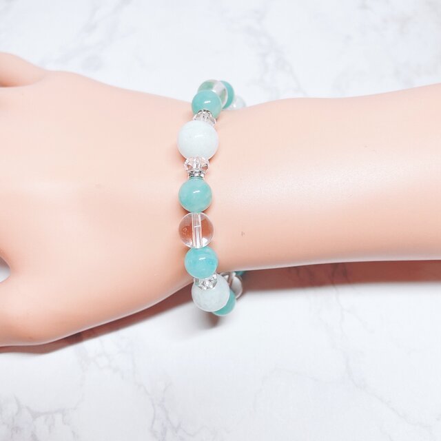 アクアマリンと天珠アマゾナイトと天珠 楽天市場】アクアマリンAA 藍玉 【約12mm珠連売り：一連約40cm