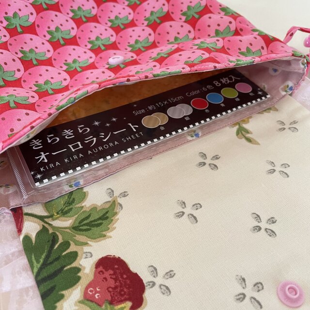 ポシェット キッズ苺 | iichi 日々の暮らしを心地よくするハンドメイド