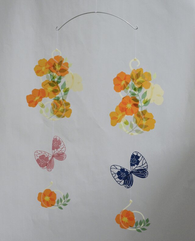 モビール＊ノウゼンカズラと蝶
