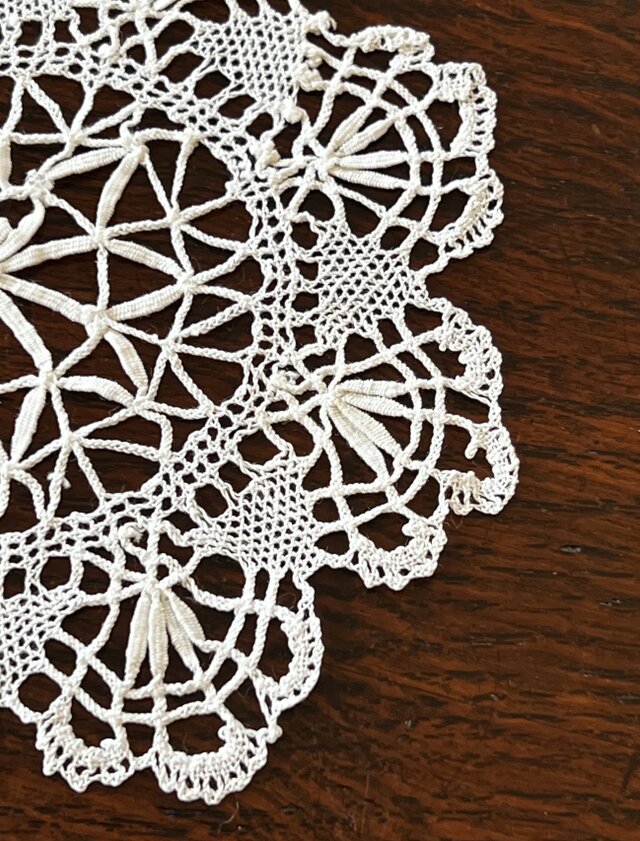 ミニボビンレースドイリー E | iichi 日々の暮らしを心地よくする