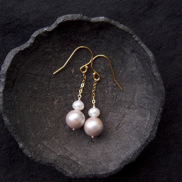 【K14gf】Gray × White Pearl Earrings／バイカラー パールピアス（ライトグレー×ホワイト）