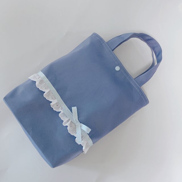 シューズバック　ライトブルー✖️フリルレース