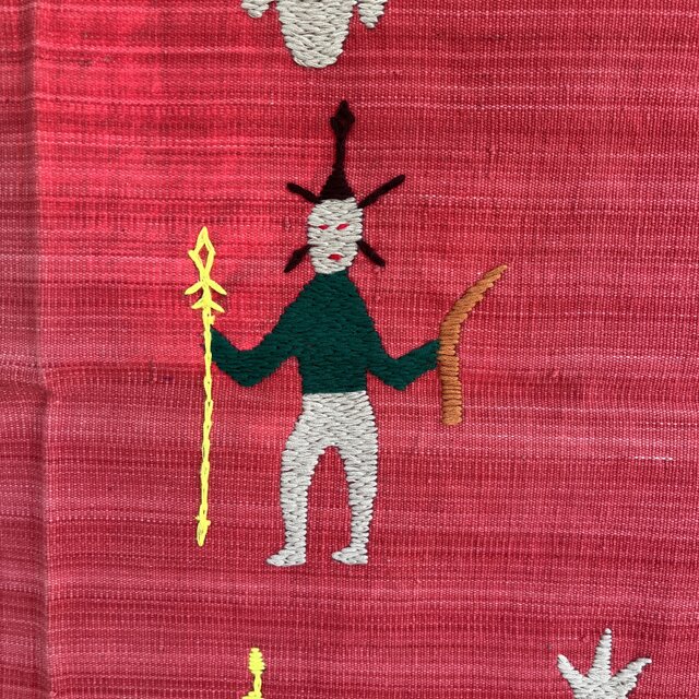 ミャンマー・チン族手刺繍布【レッド】Lot.2 | iichi 日々の暮らしを