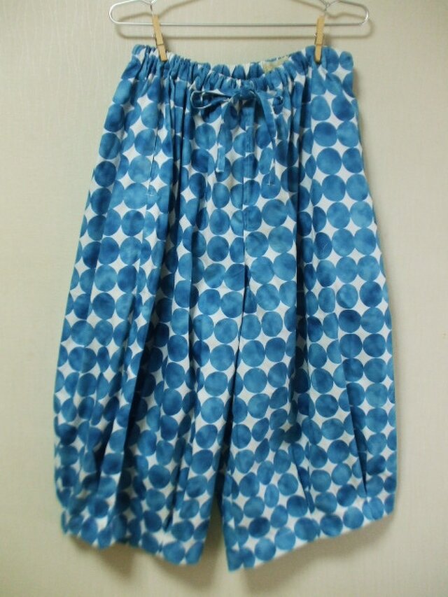 白地×水色水玉柄 かぼちゃシルエットパンツ　Ｍ～ＬＬサイズ　ベージュ　綿１００％　受注生産