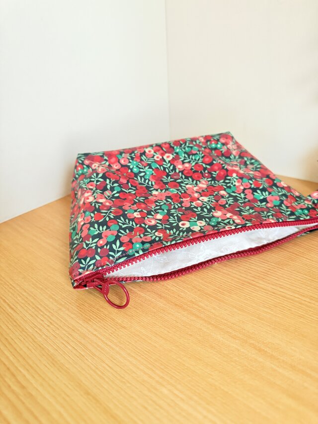 リバティラミネート 台形クリアポーチ フローラルイヴ リバティ