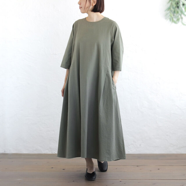 美品 zucca 羽織り ワンピース カーキ オリーブ　ズッカ 美品 zucca 羽織り ワンピース カーキ オリーブ ズッカ