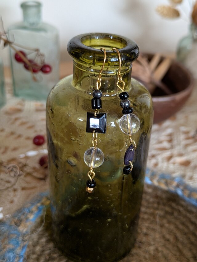 キラリブラックピアス